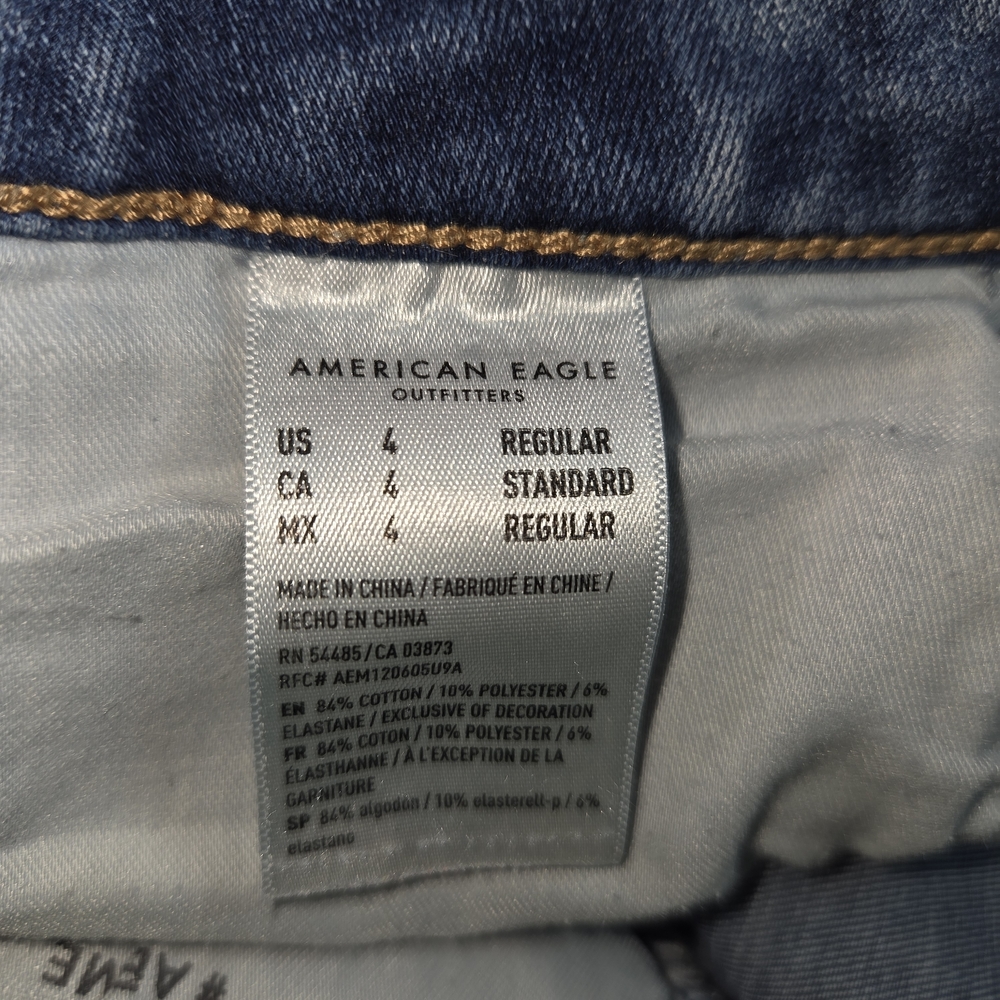 American Eagle Outfitters Light Blue Raw Edged Jeggins. Size 4. PPCP - Picture 9 of 10